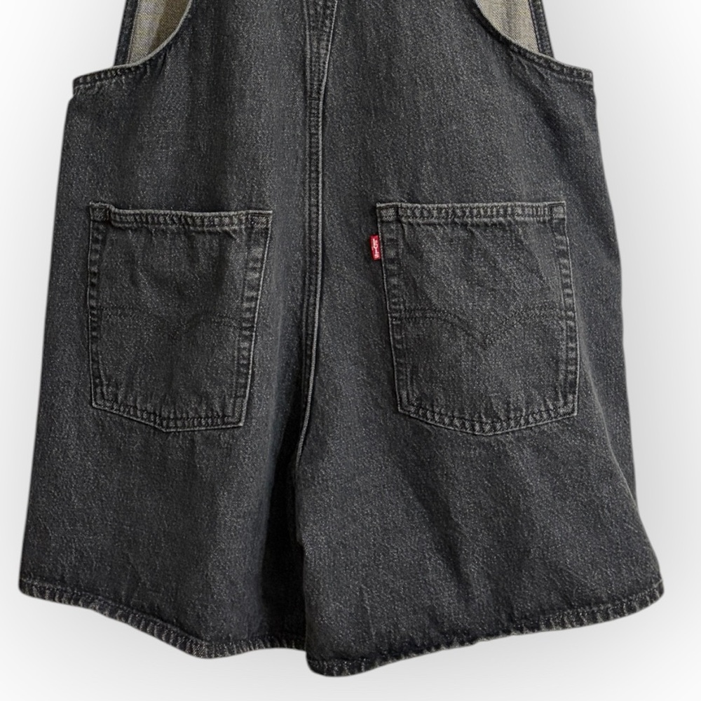 Levis Black Denim Short Overalls with Adjustable Straps Sz M - Picture 5 of 10